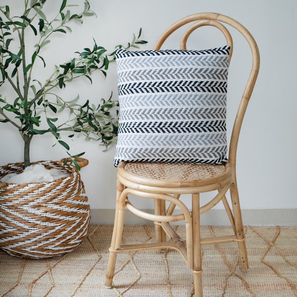 18" Black Gray and White Throw Pillow