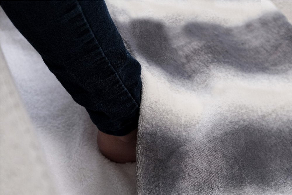 20" X 22" Gray And White Faux Fur Animal PrintHeated Plush Throw Blanket