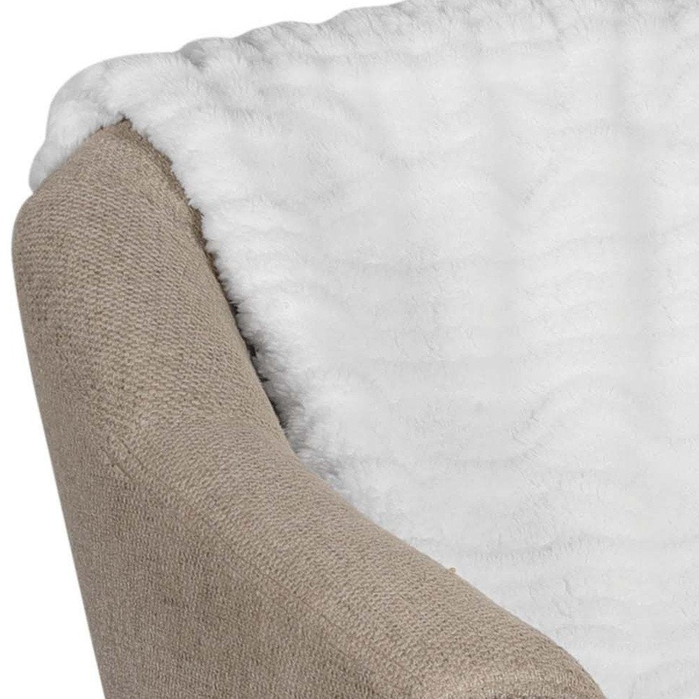 King White Fleece Knitted Plush Blanket